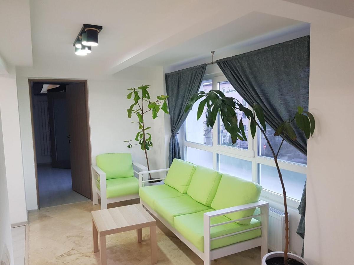 Apartment Rengo *